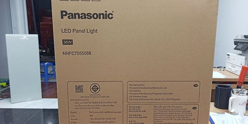 Vì sao cần chọn đơn vị phân phối đèn panel văn phòng Hà Nội chính hãng